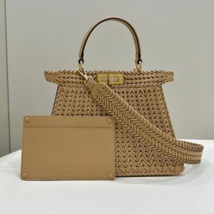 Fendi Peekaboo  Small iseeu Bag