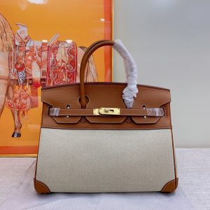 Hermes Birkin  25-30 TOGO Gold Hardware