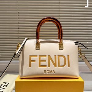 Fendi By The Way Medium