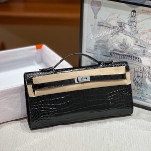 Hermès Kelly1 28 Calfskin Embossed With Crocodile Pattern