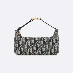 Medium Travel Nomad Pouch